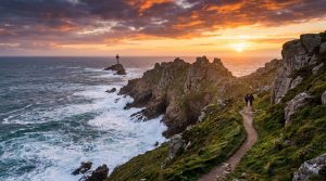 Explorer les pointes du Finistère entre falaises et phares