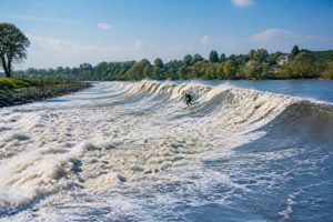 Mascaret Gironde : vague impressionnante, spectacle naturel