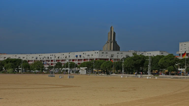 Front de mer de Royan : histoire, architecture et travaux