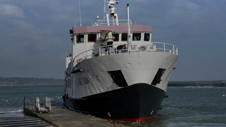 Audierne - île de Sein : traversée, durée et tour de l'île