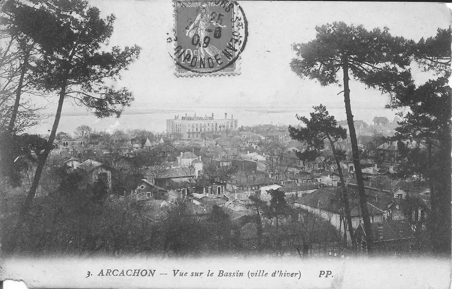 Carte postale ancienne : vue sur le bassin depuis la Ville d&rsquo;Hiver d&rsquo;Arcachon